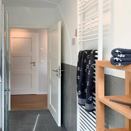 Sterntaucher 06 شقة *